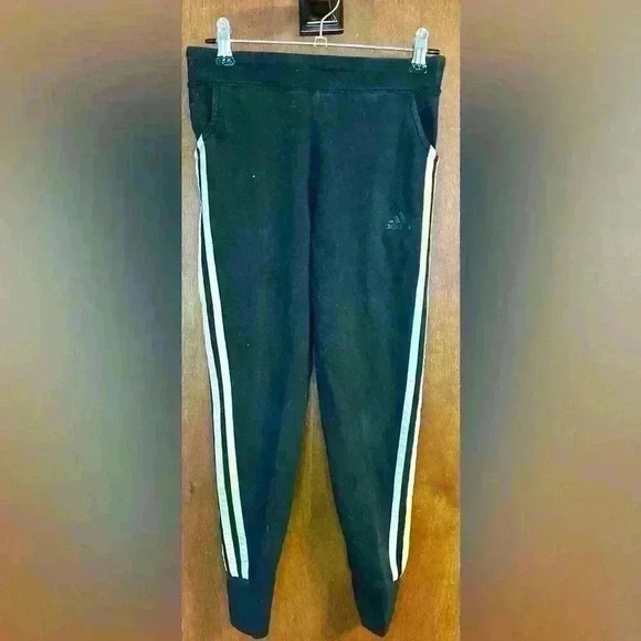 Girls adidas outfit - Picture 2 of 6